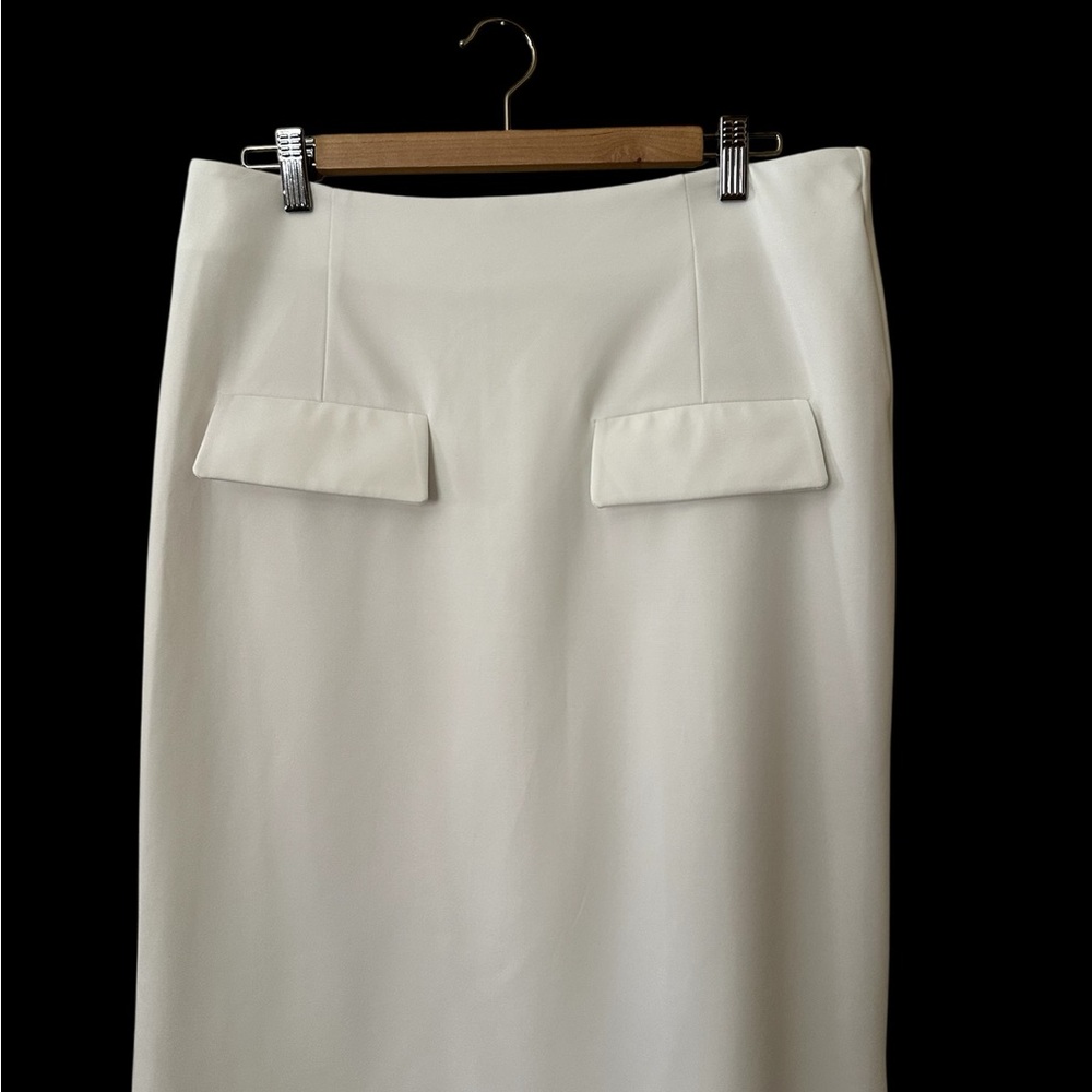 Commense Halter and Skirt Set, Size XL - Picture 4 of 10